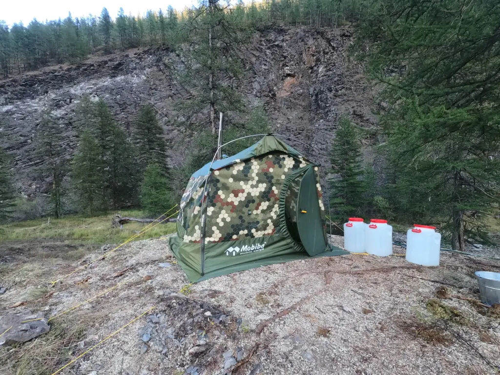 Походная баня в полевом лагере геологов: как обеспечить базовый комфорт в экспедиционных условиях