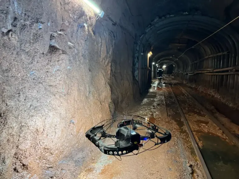 Беспилотный дрон для подземных работ в шахте Яковлевского ГОКа