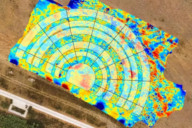 Античный театр в Гераклее, обнаруженный с помощью геофизических исследований.