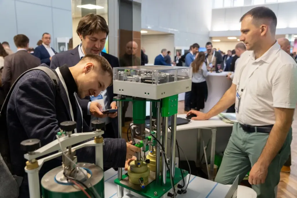 Новые технологии мониторинга многолетнемерзлых грунтов для нефтегазовой инфраструктуры в Арктике