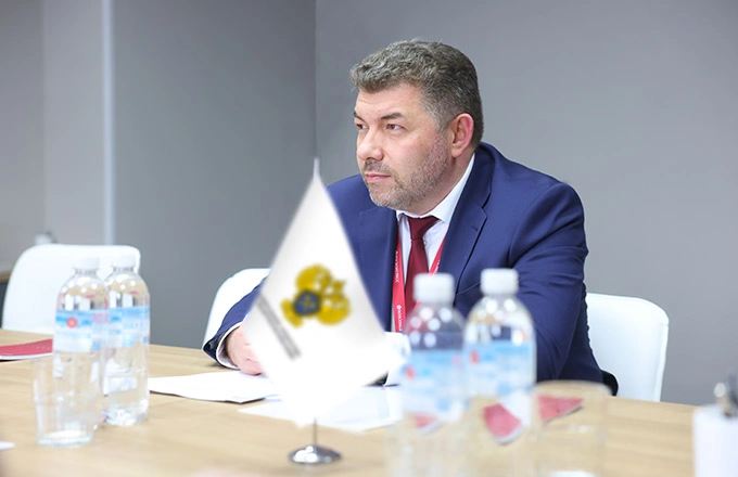 Интервью с главой Роснедр Олегом Казановым о стратегических металлах и экологических инициативах