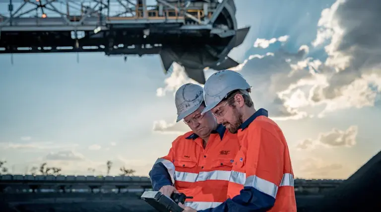 Возможное объединение Rio Tinto и Glencore на фоне роста спроса на медь и стратегические металлы